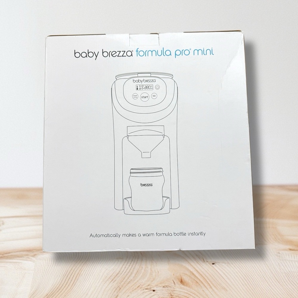 Baby Brezza Formula Pro Mini Baby Formula Mixer Machine White FRP0050 BPA FREE